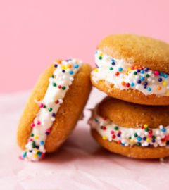 These Crave-Worthy Vanilla Wafers Taste Like Childhood Nostalgia (But Without All of the Sugar)